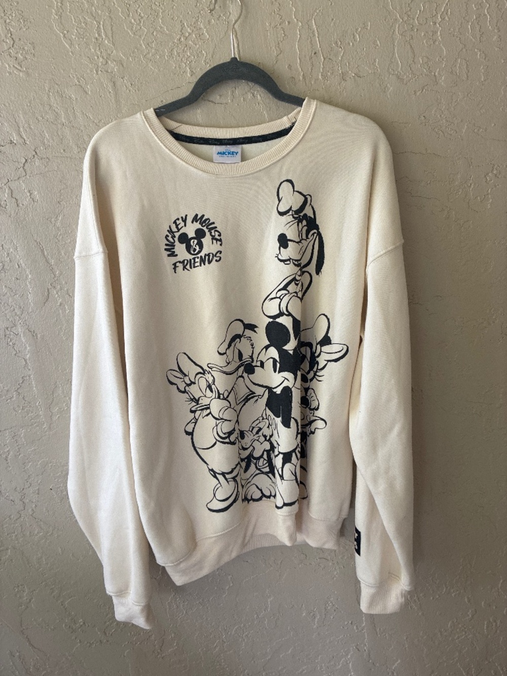 MICKEY MOUSE & FRIENDS SWEATSHIRT